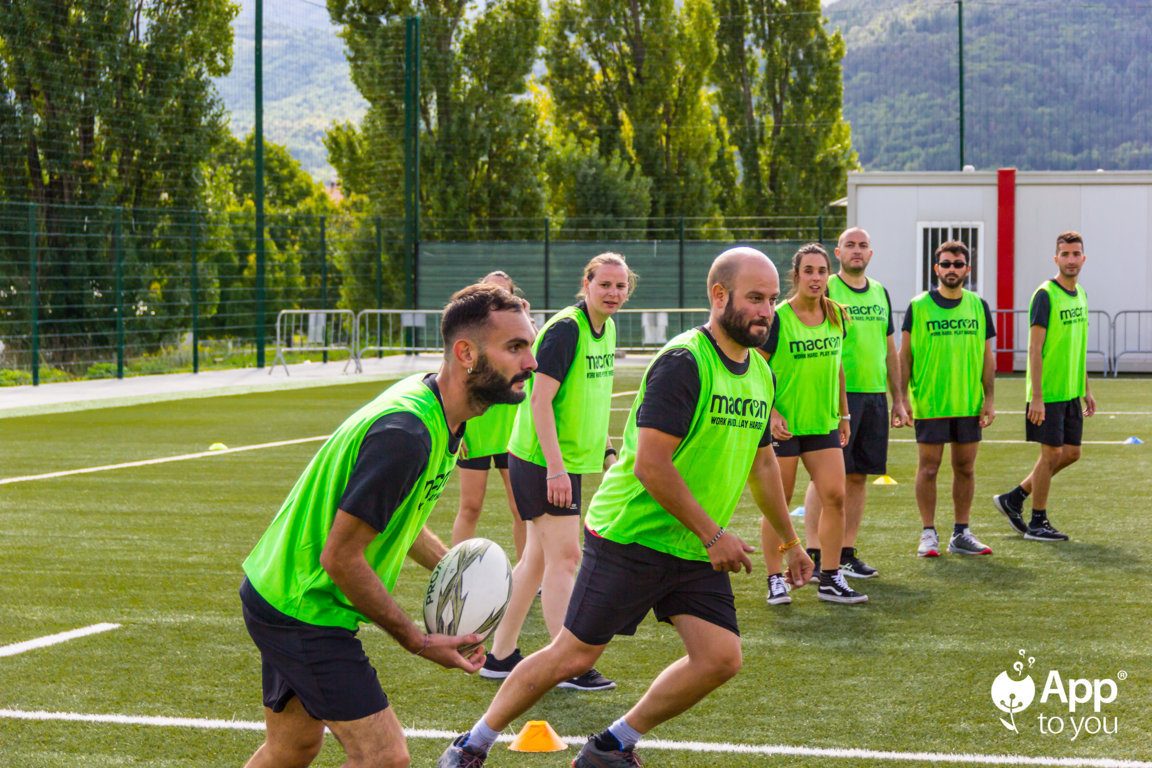 squadra di rugby apptoyou campo agenzia digital agency roma milano app to you