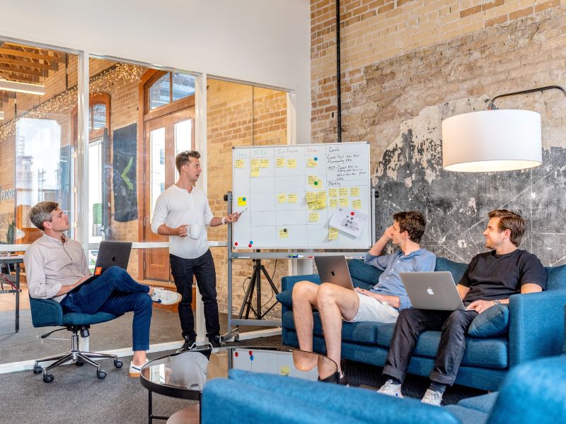 Digital Marketing, Social Media Marketing, Content Marketing, SEO on site, SEO off site, Digital Marketing Strategy, Content is King, Digital marketing per aziende